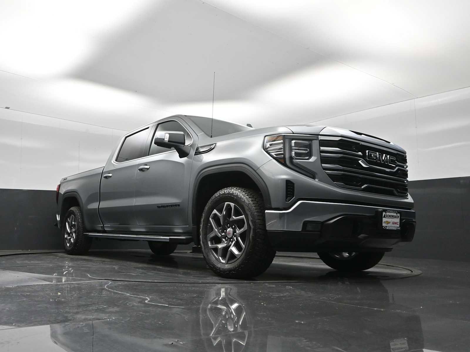 New 2026 GMC Sierra 1500 SLT w/ SLT Convenience Package AWD/4WD image 18