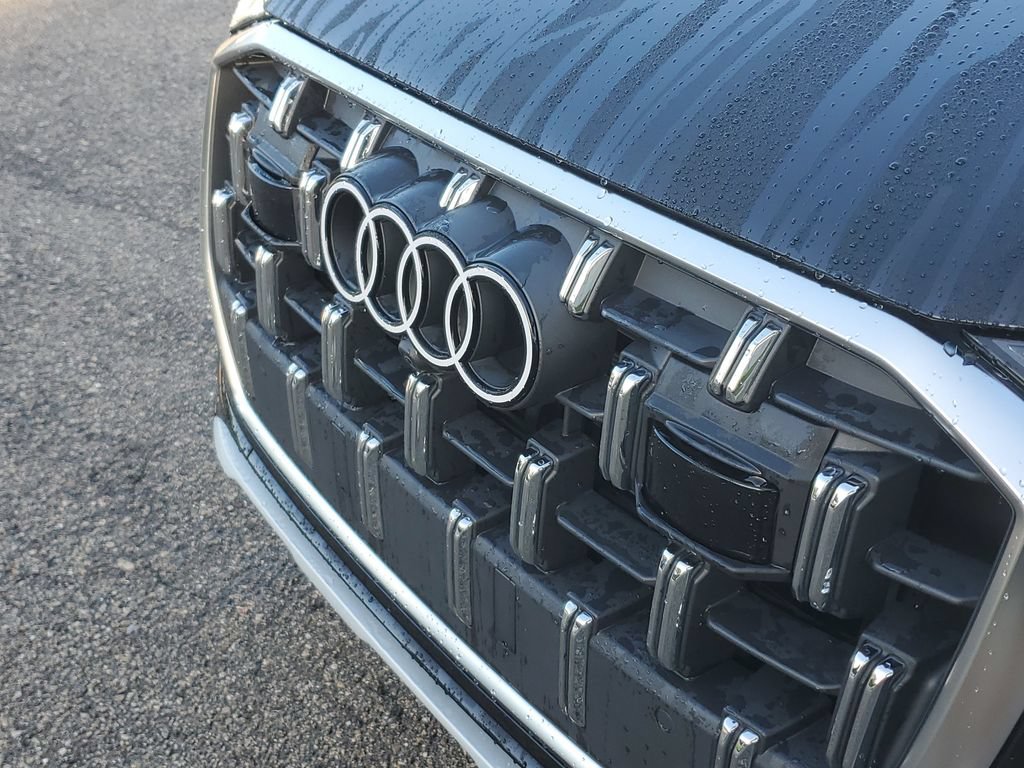 Certified 2025 Audi Q7 2.0T Premium Plus w/ Premium Plus Package AWD/4WD image 11