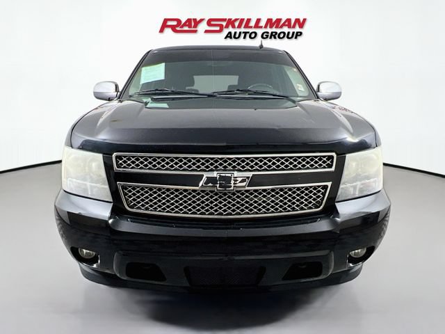 Used 2010 Chevrolet Tahoe LTZ AWD/4WD image 2