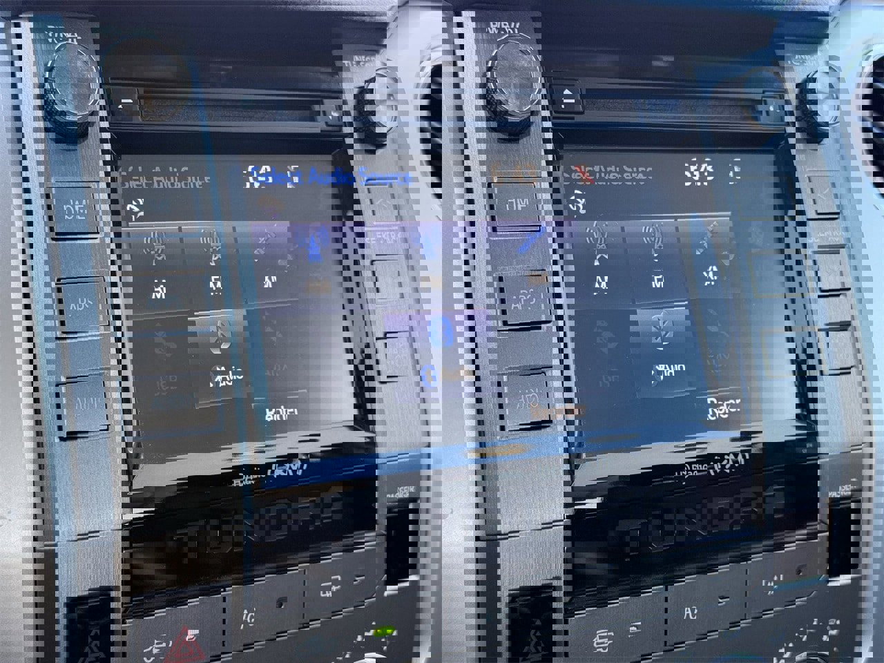 Used 2015 Toyota Tundra SR5 image 17