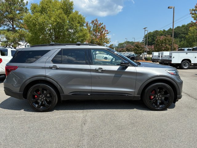 Certified 2021 Ford Explorer ST w/ Equipment Group 401A AWD/4WD image 3