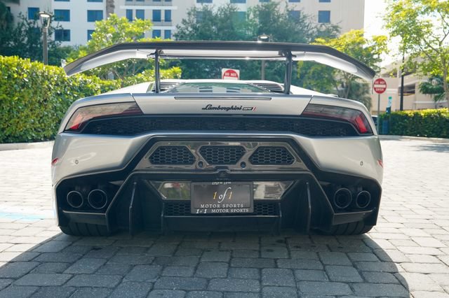 Used 2015 Lamborghini Huracan LP 610-4 AWD/4WD image 25