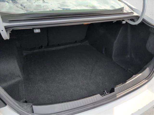 Used 2024 Chevrolet Malibu LT image 5