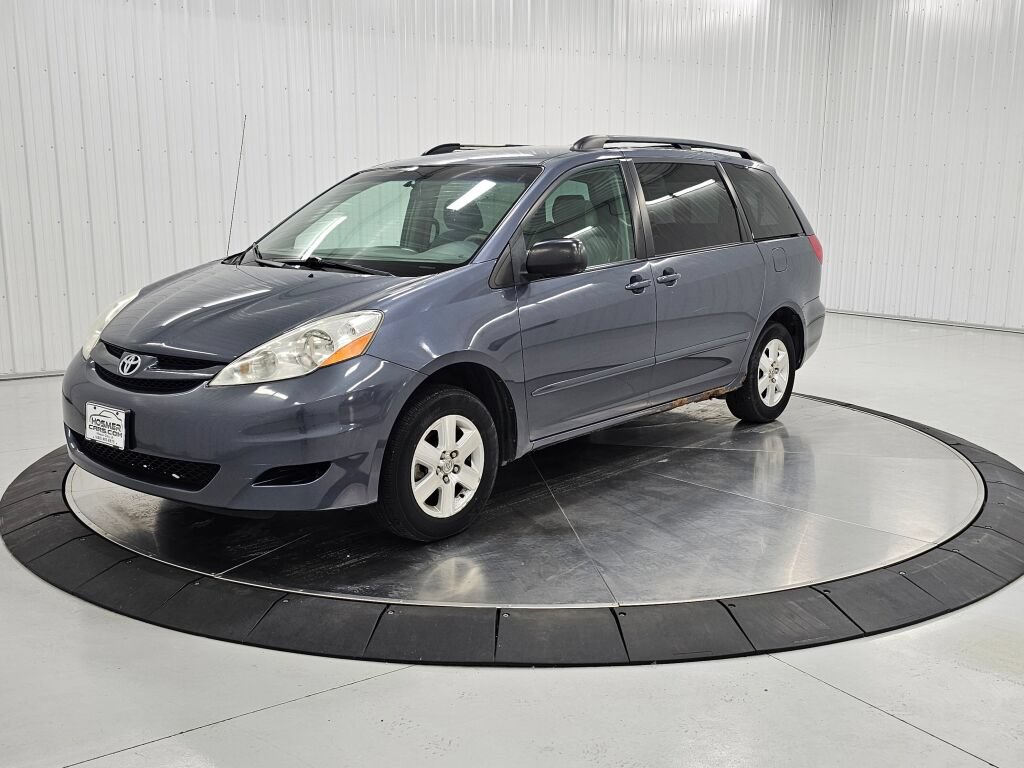 Used 2006 Toyota Sienna LE FWD image 1