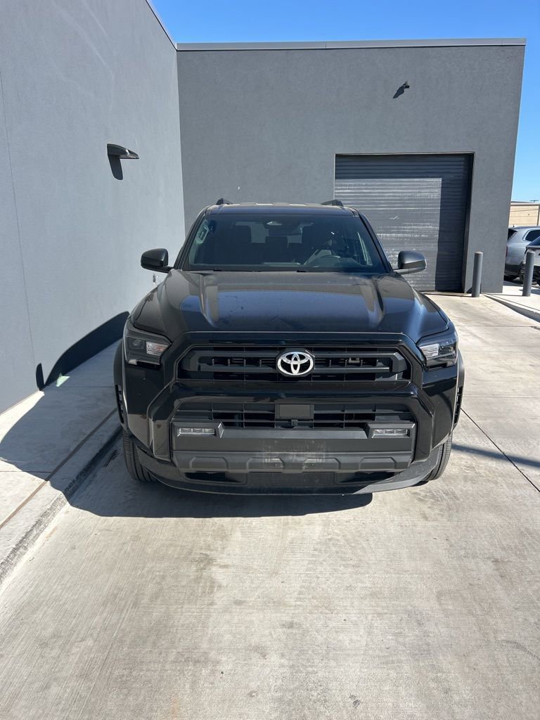 Used 2025 Toyota 4Runner SR5 image 2