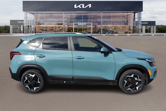 New 2026 Kia Seltos EX image 2