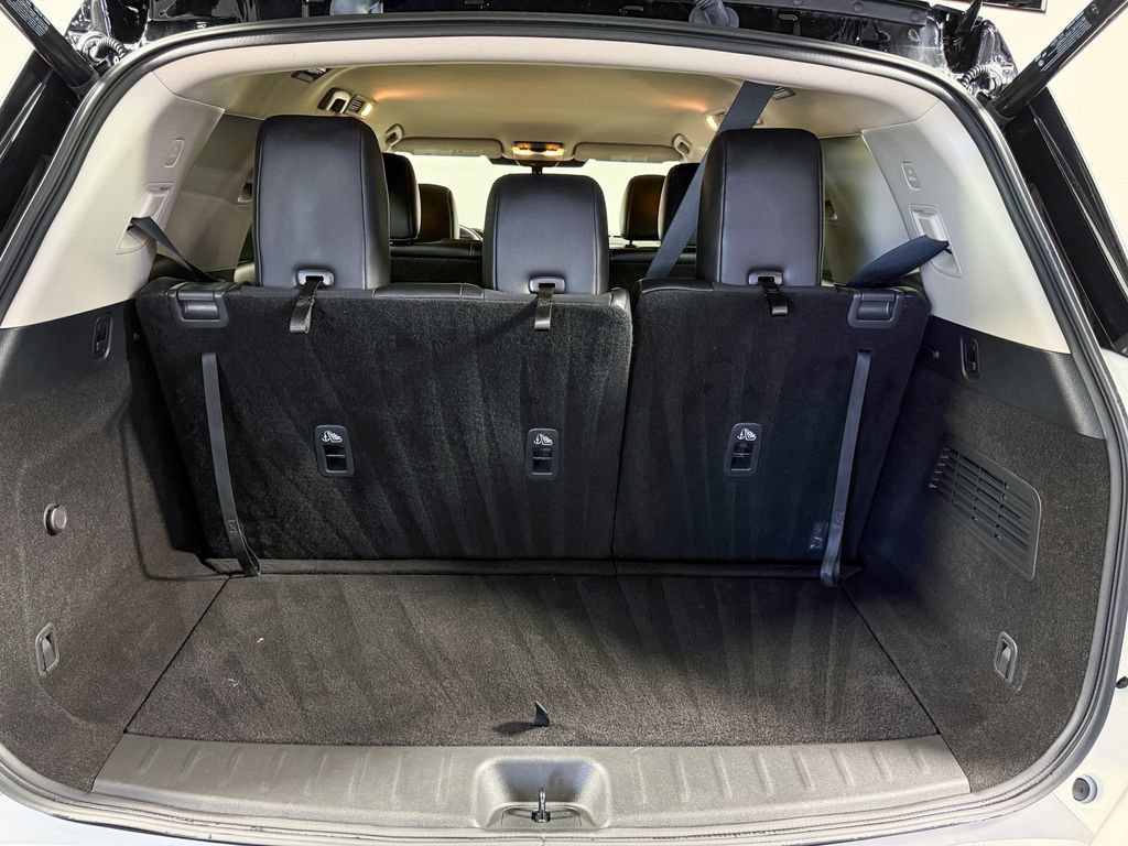 Certified 2024 Nissan Pathfinder SL AWD/4WD image 35