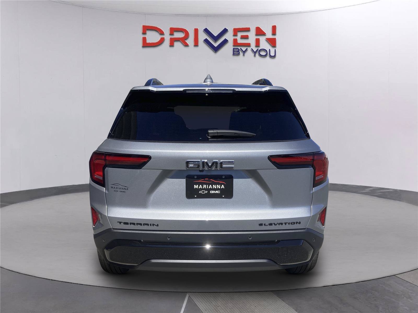New 2026 GMC Terrain Elevation w/ Black Edition FWD image 5