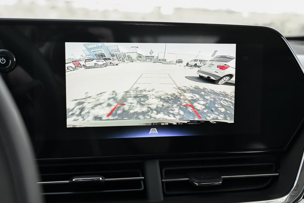 New 2026 Chevrolet Trax LT w/ LPO, Blackout Package FWD image 24