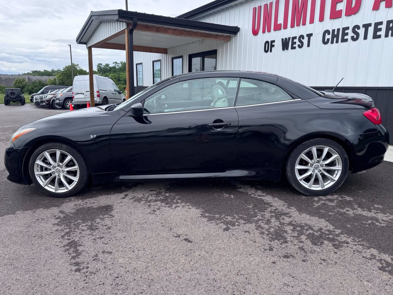 Used 2014 INFINITI Q60 Convertible w/ Premium Package RWD image 9