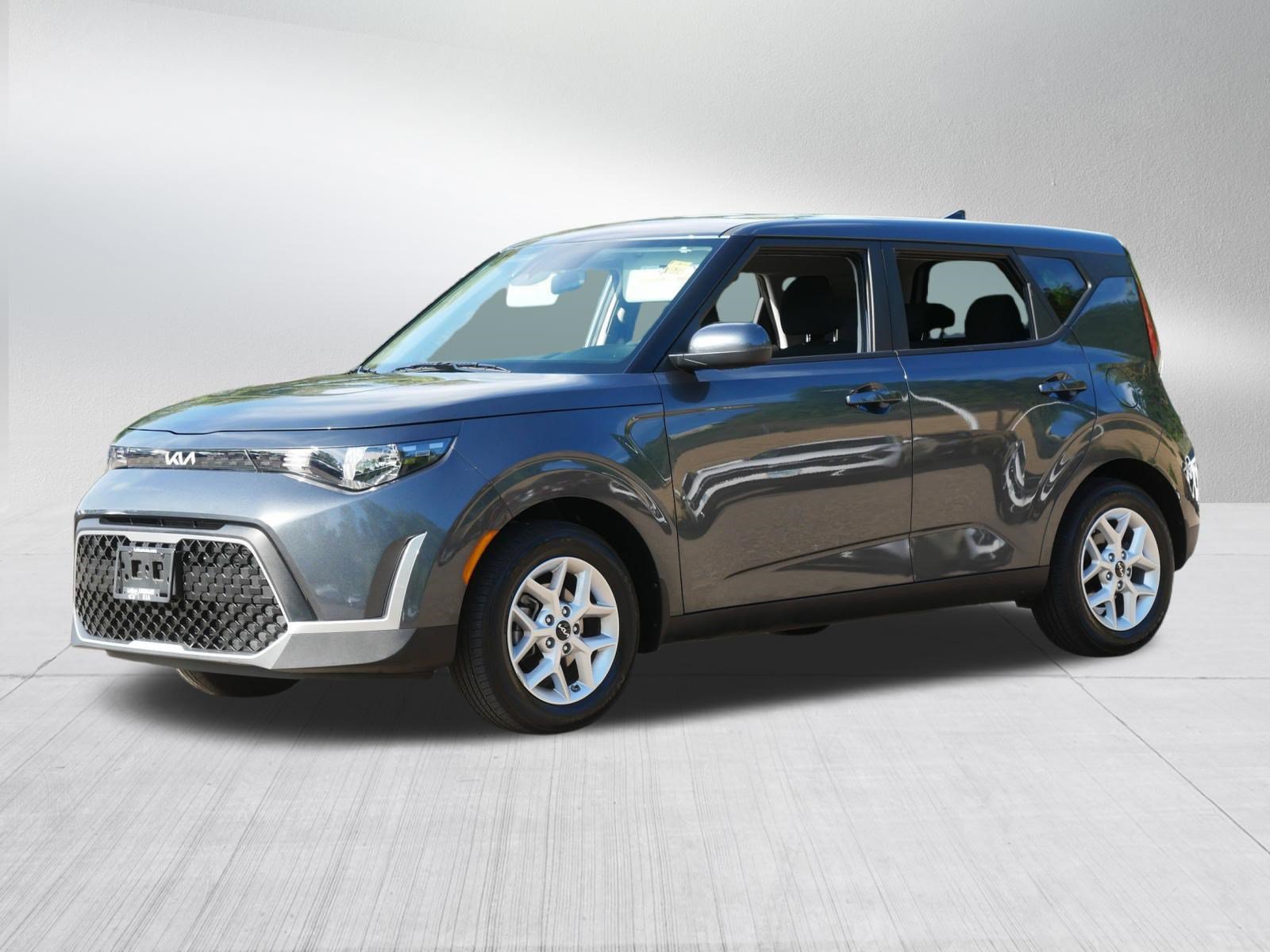 Certified 2024 Kia Soul LX w/ Option Group 015 FWD image 3