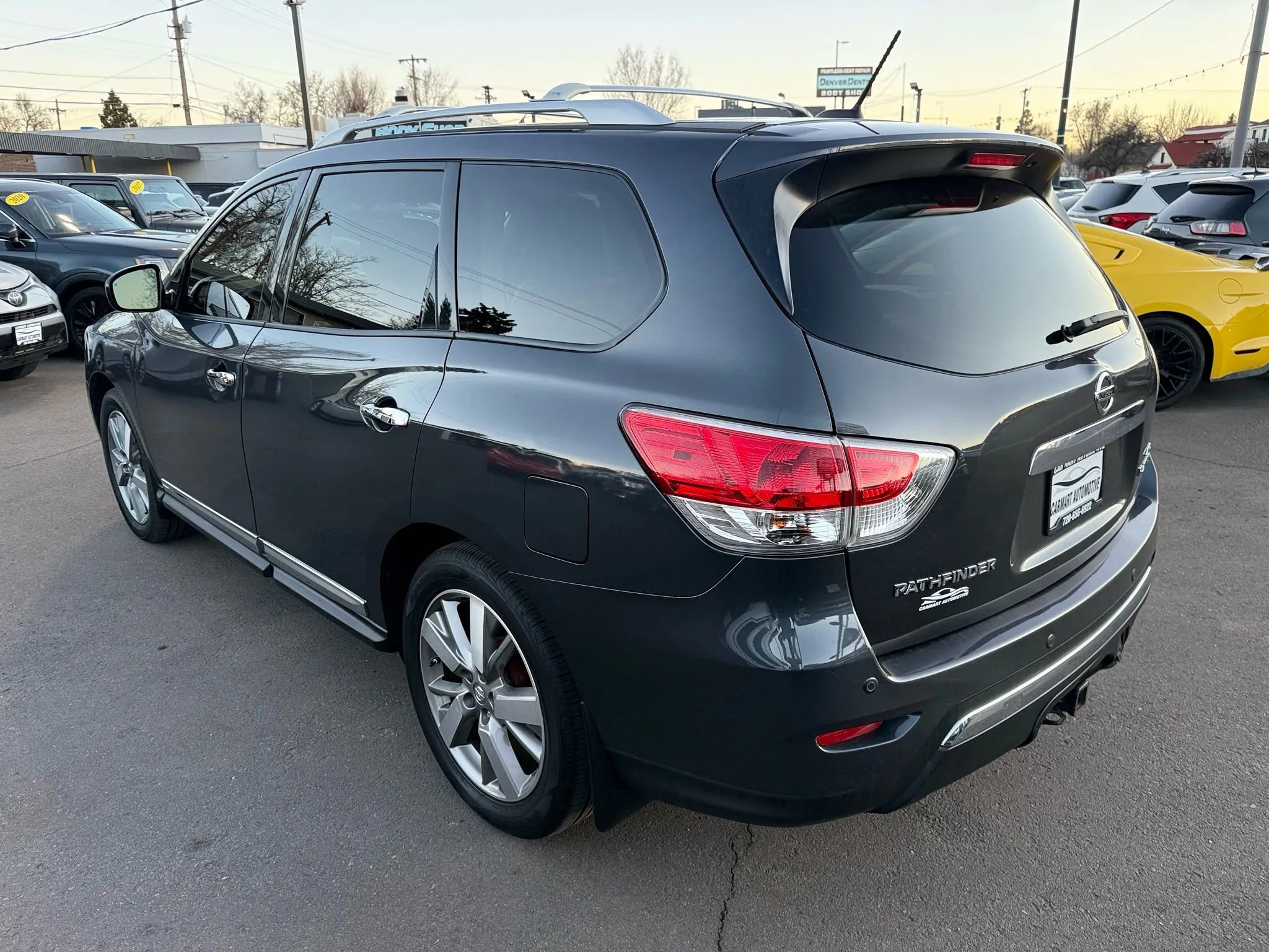 Used 2014 Nissan Pathfinder Platinum w/ Platinum Premium Package image 7