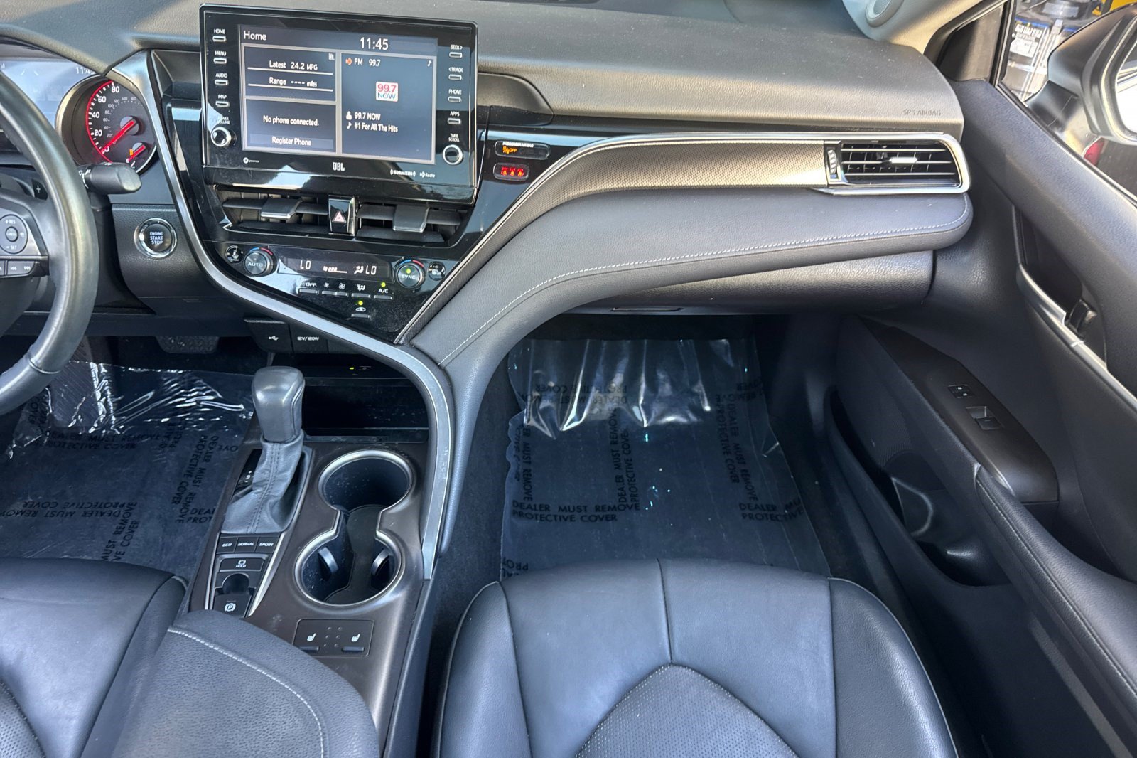 Used 2023 Toyota Camry XSE FWD image 31