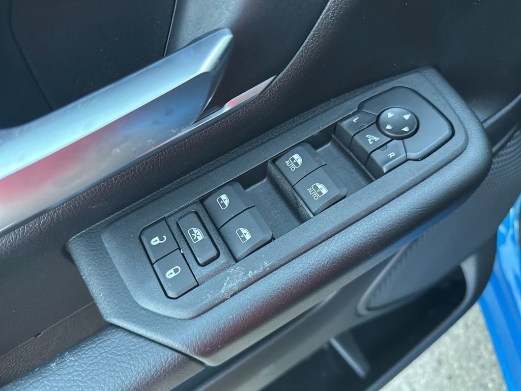 New 2026 RAM 1500 4x4 Crew Cab image 12