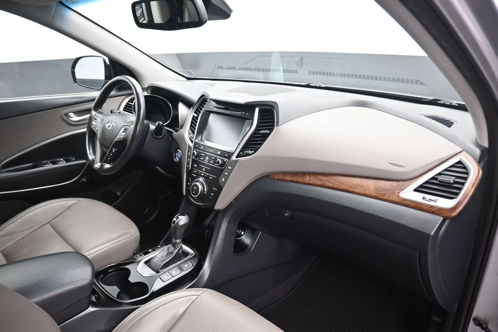 Used 2018 Hyundai Santa Fe AWD w/ SE Ultimate Tech Package 03 image 63