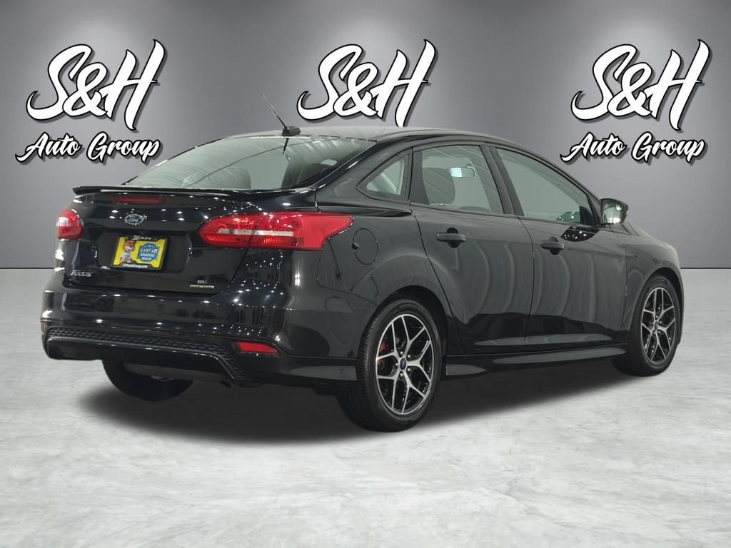 Used 2015 Ford Focus SE w/ SE Sport Package FWD image 21