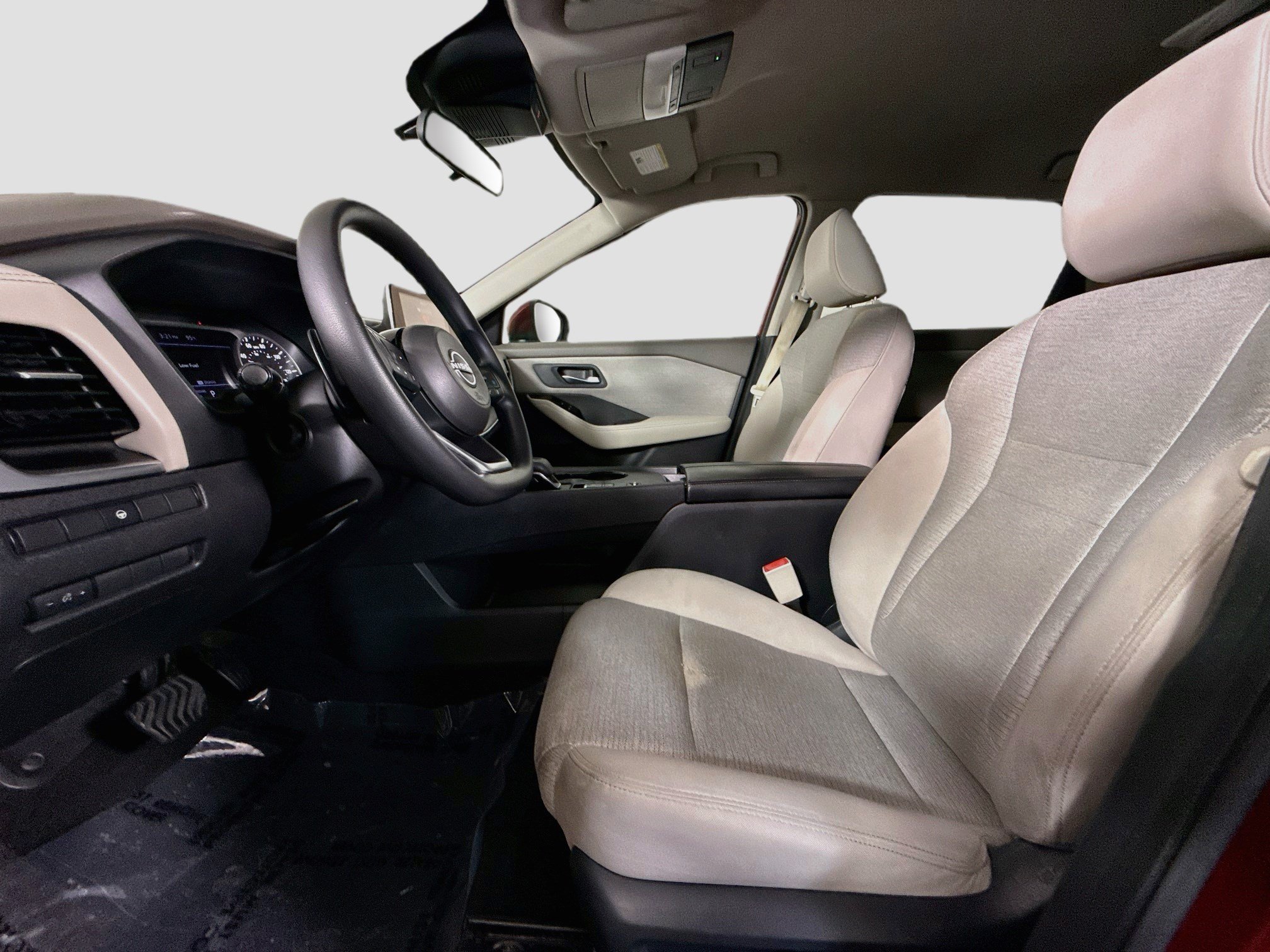 Used 2022 Nissan Rogue SV FWD image 22
