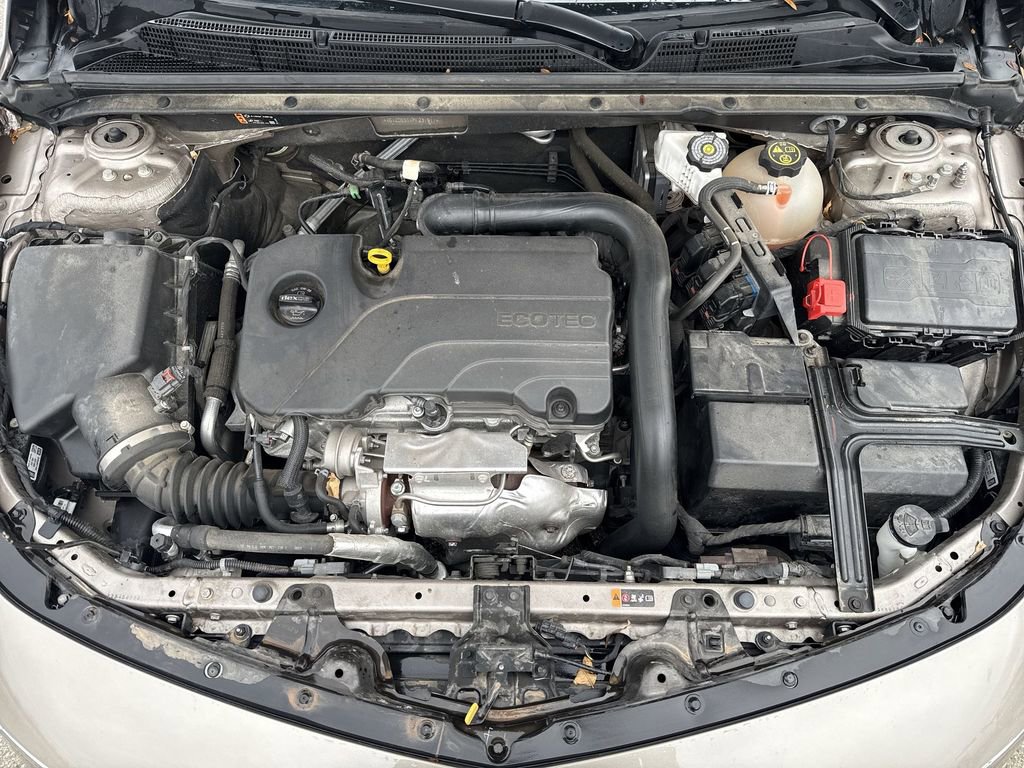 Used 2023 Chevrolet Malibu LT image 17