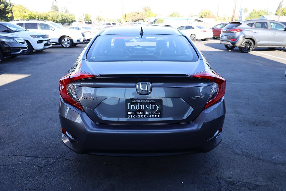 Used 2016 Honda Civic Touring image 5