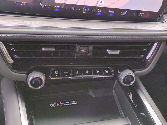 New 2026 Chevrolet Suburban LT image 22