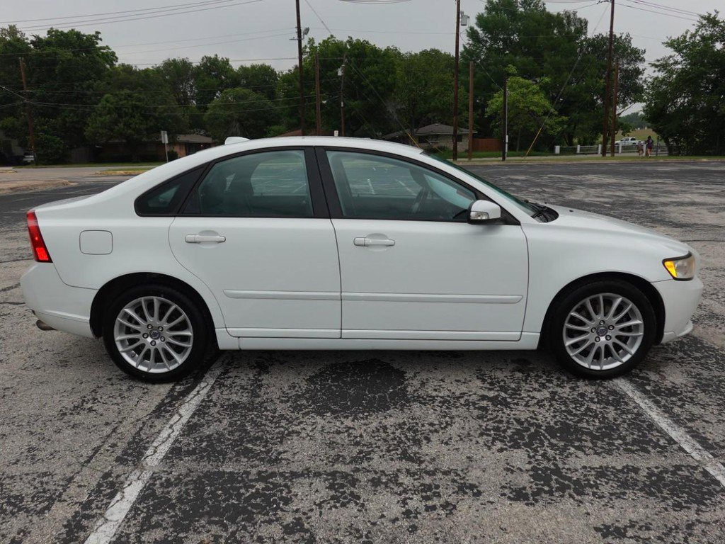 Used 2011 Volvo S40 T5 FWD image 8