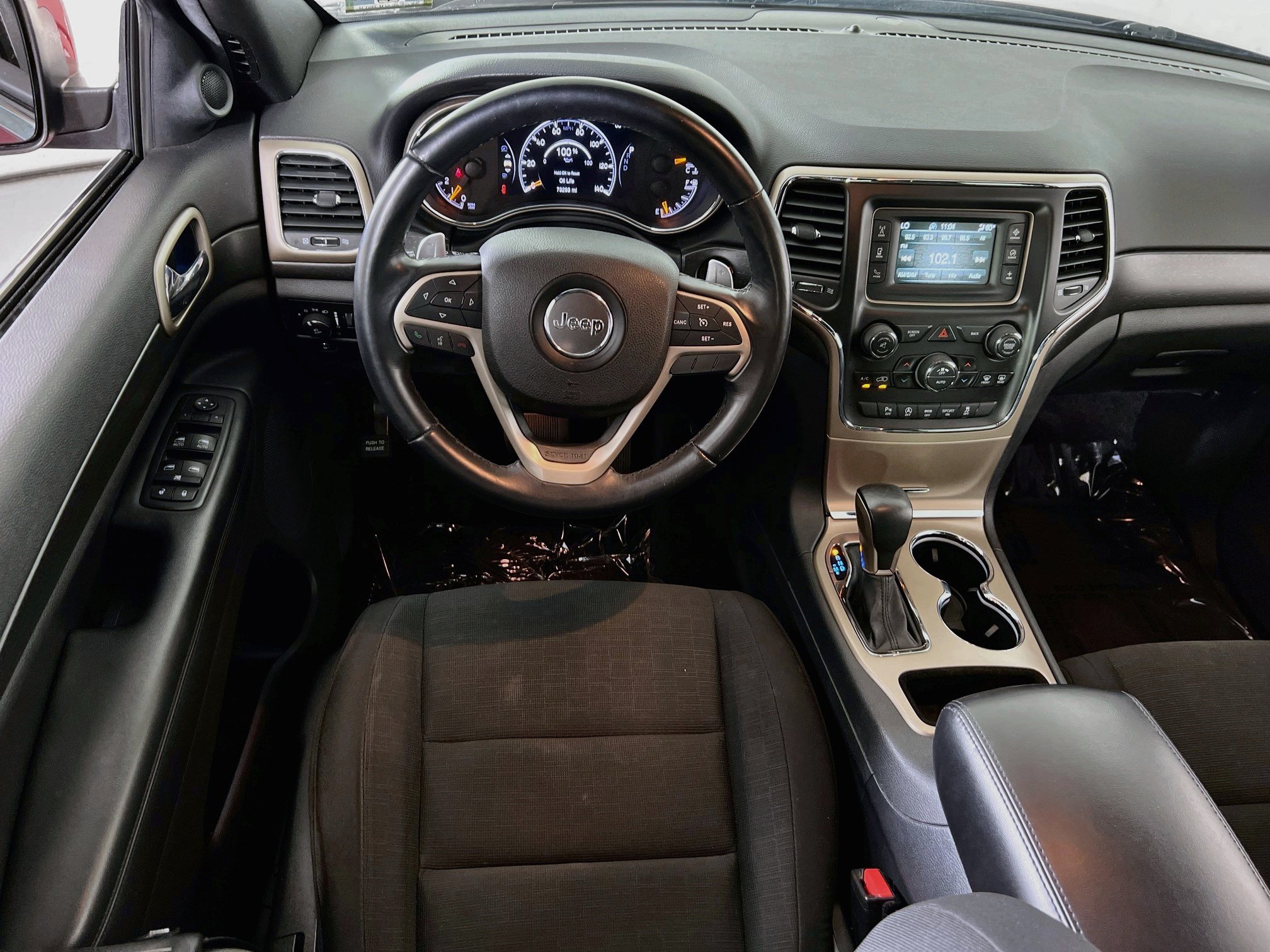 Used 2016 Jeep Grand Cherokee Laredo w/ Quick Order Package 23E AWD/4WD image 20