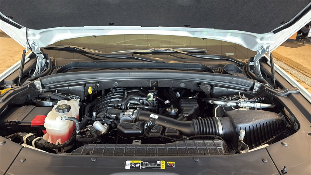 Used 2025 Jeep Grand Cherokee L Altitude image 11