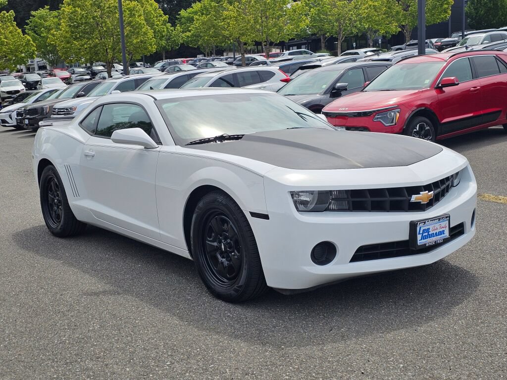 Used 2013 Chevrolet Camaro LS RWD image 3