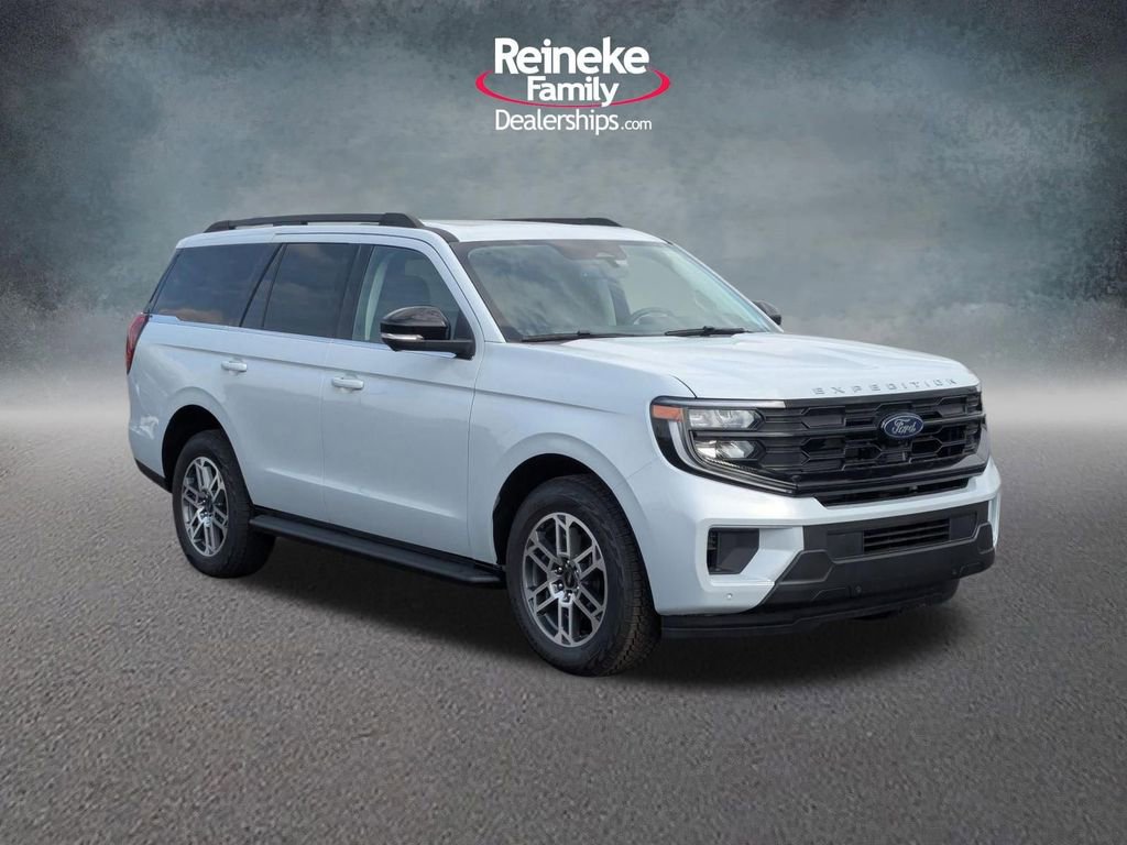 New 2026 Ford Expedition Active image 3