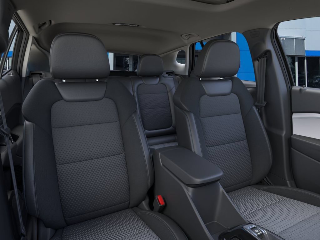 New 2026 Chevrolet Trax LT w/ Sunroof Package FWD image 16