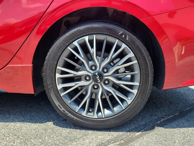 Certified 2024 Kia Forte GT-Line FWD image 7