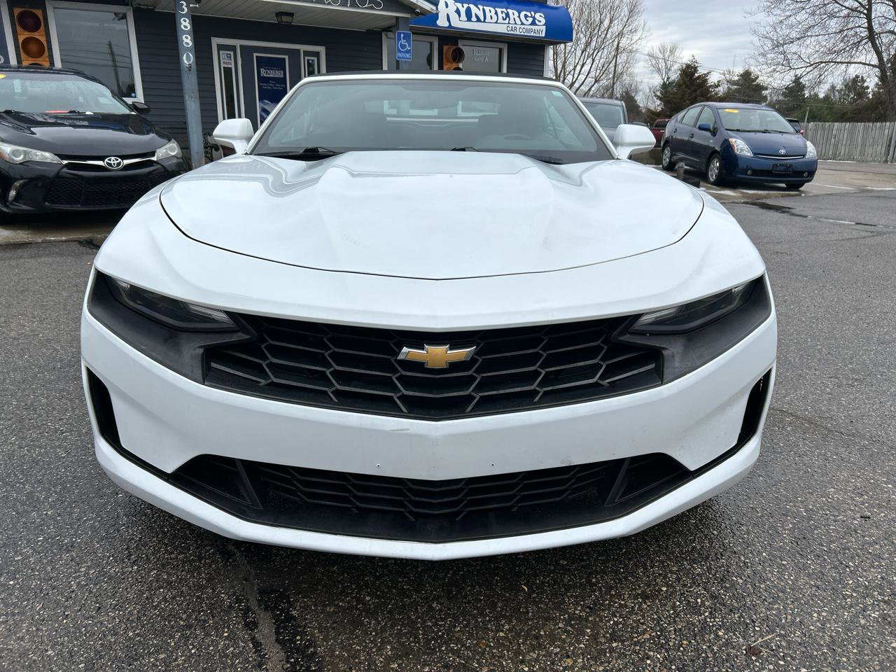 Used 2020 Chevrolet Camaro LT image 6
