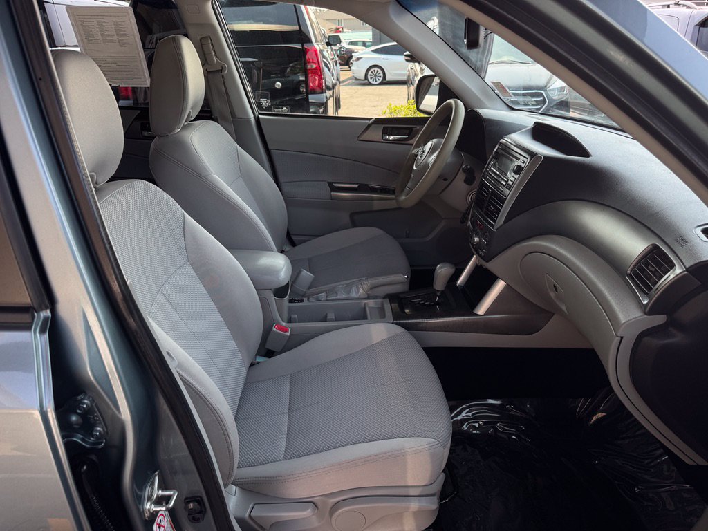 Used 2013 Subaru Forester 2.5X Premium w/ All-Weather Pkg AWD/4WD image 21