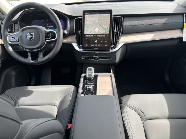 New 2026 Volvo XC90 B6 Plus w/ Protection Package image 12