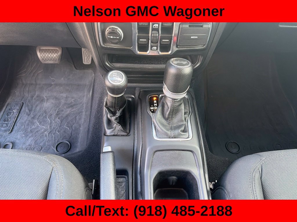 Used 2021 Jeep Wrangler Unlimited Sport AWD/4WD image 28
