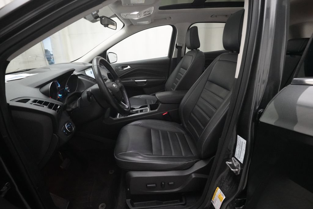 Used 2019 Ford Escape SEL AWD/4WD image 7