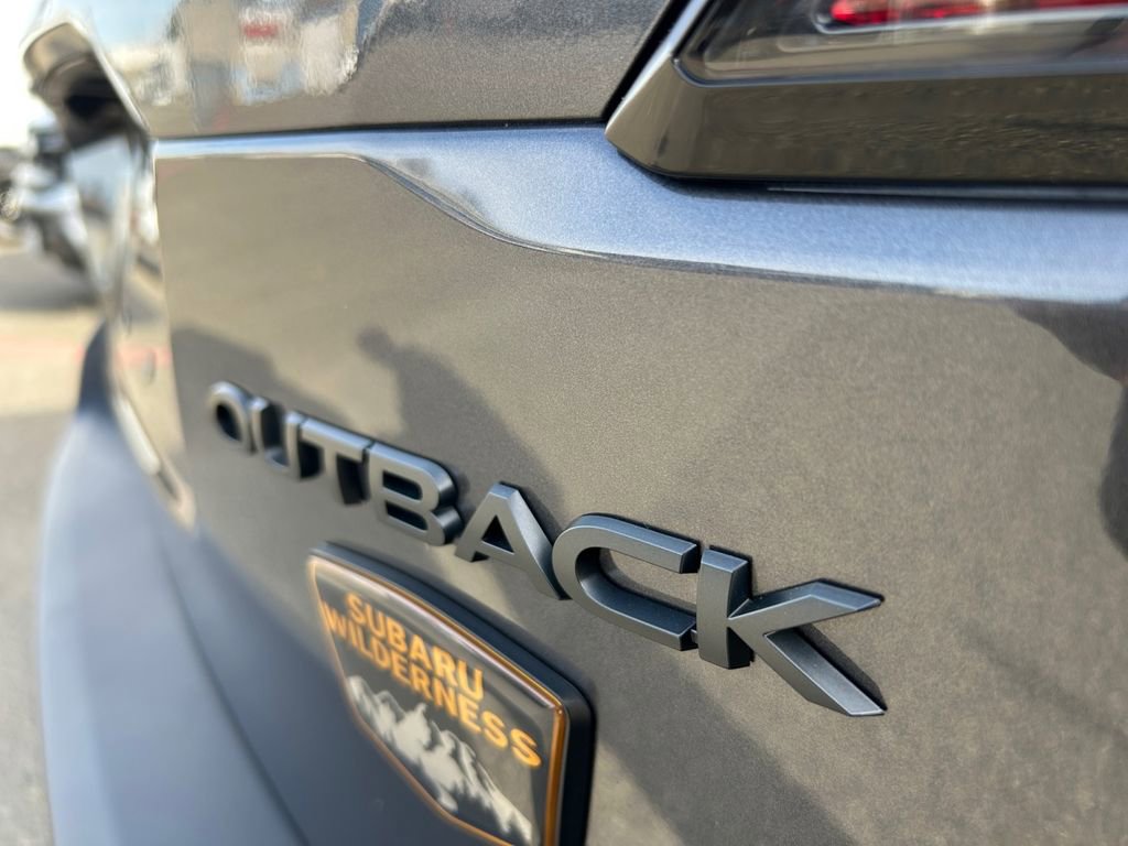Used 2022 Subaru Outback Wilderness AWD/4WD image 33