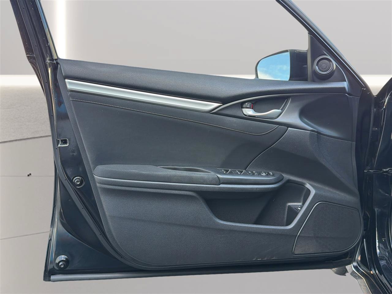 Used 2018 Honda Civic EX-T image 14