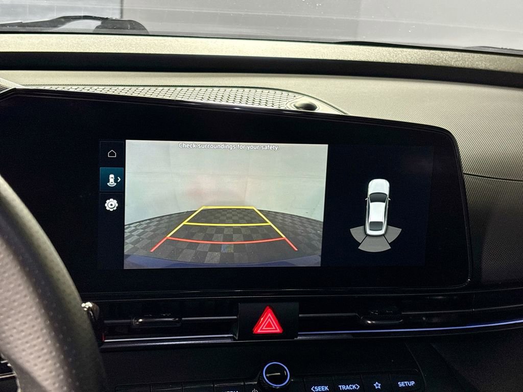 Used 2022 Hyundai Elantra N FWD image 17