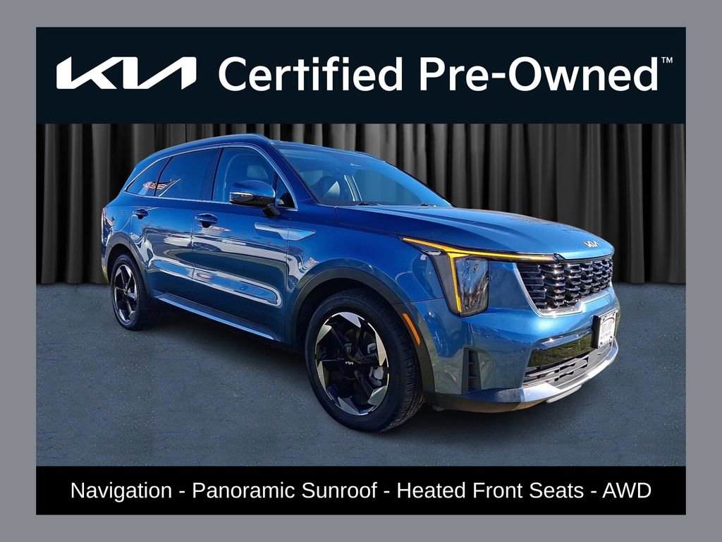 Certified 2025 Kia Sorento EX w/ EX Panoramic Sunroof Package