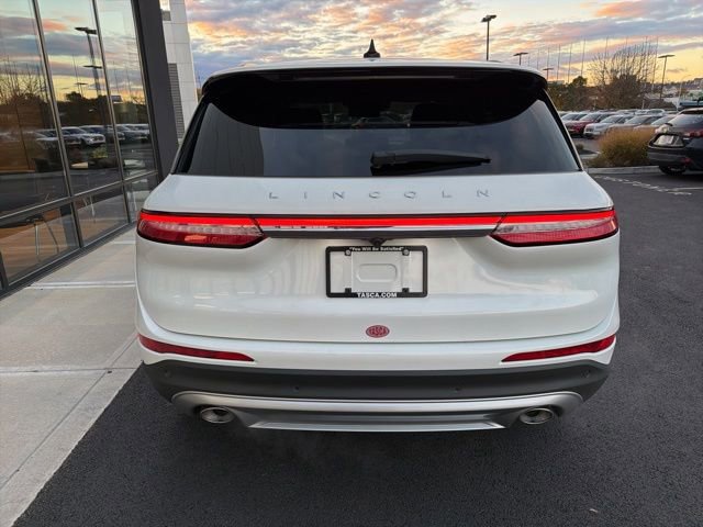 New 2026 Lincoln Corsair Premiere image 4