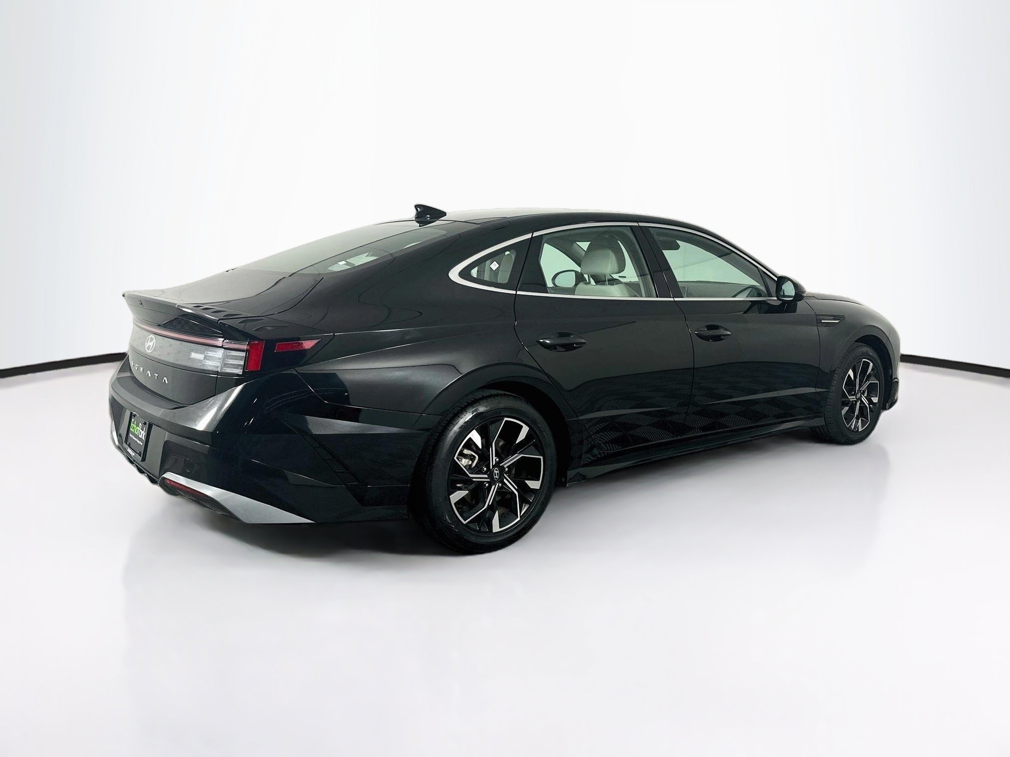 Used 2025 Hyundai Sonata SEL FWD image 9