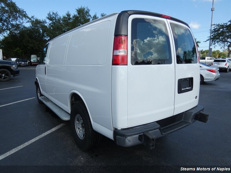 Used 2021 Chevrolet Express 2500 w/ Driver Convenience Package RWD image 9