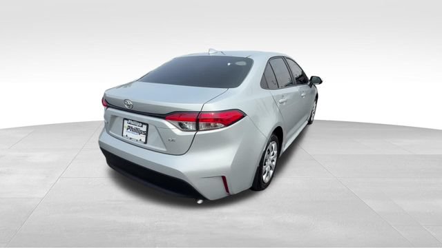 Used 2026 Toyota Corolla LE FWD image 7