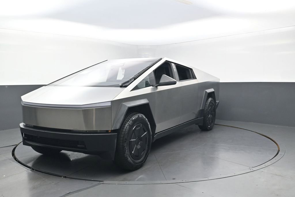 Used 2024 Tesla Cybertruck AWD Crew Cab image 8