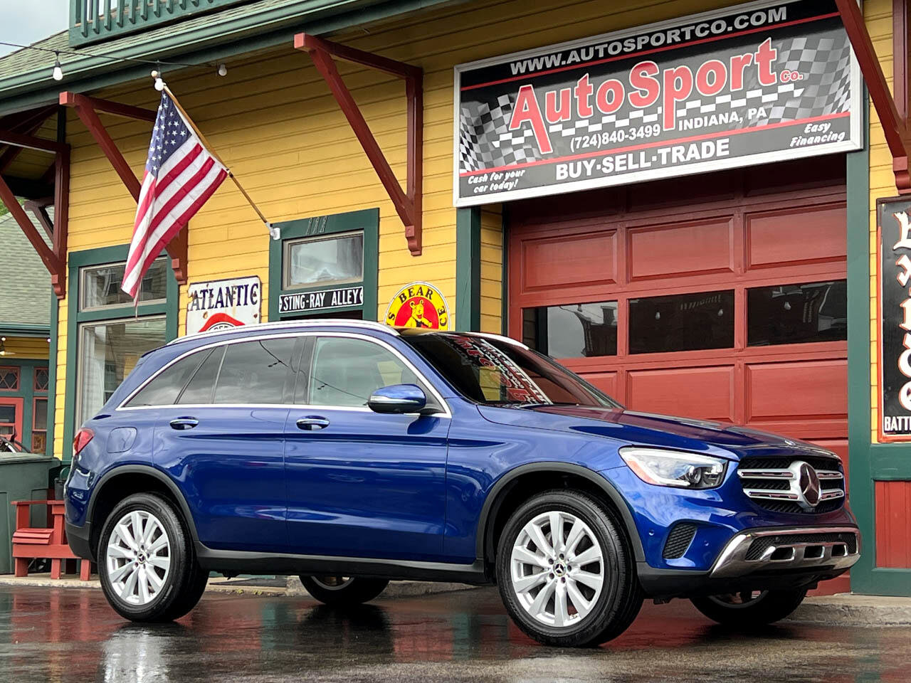 Used 2020 Mercedes-Benz GLC 300 4MATIC w/ Driver Assistance Package image 1