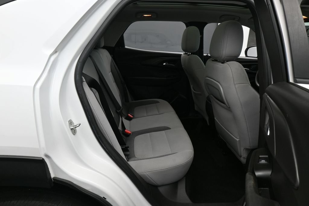 Used 2021 Chevrolet TrailBlazer LT w/ Sun and Liftgate Package FWD image 37