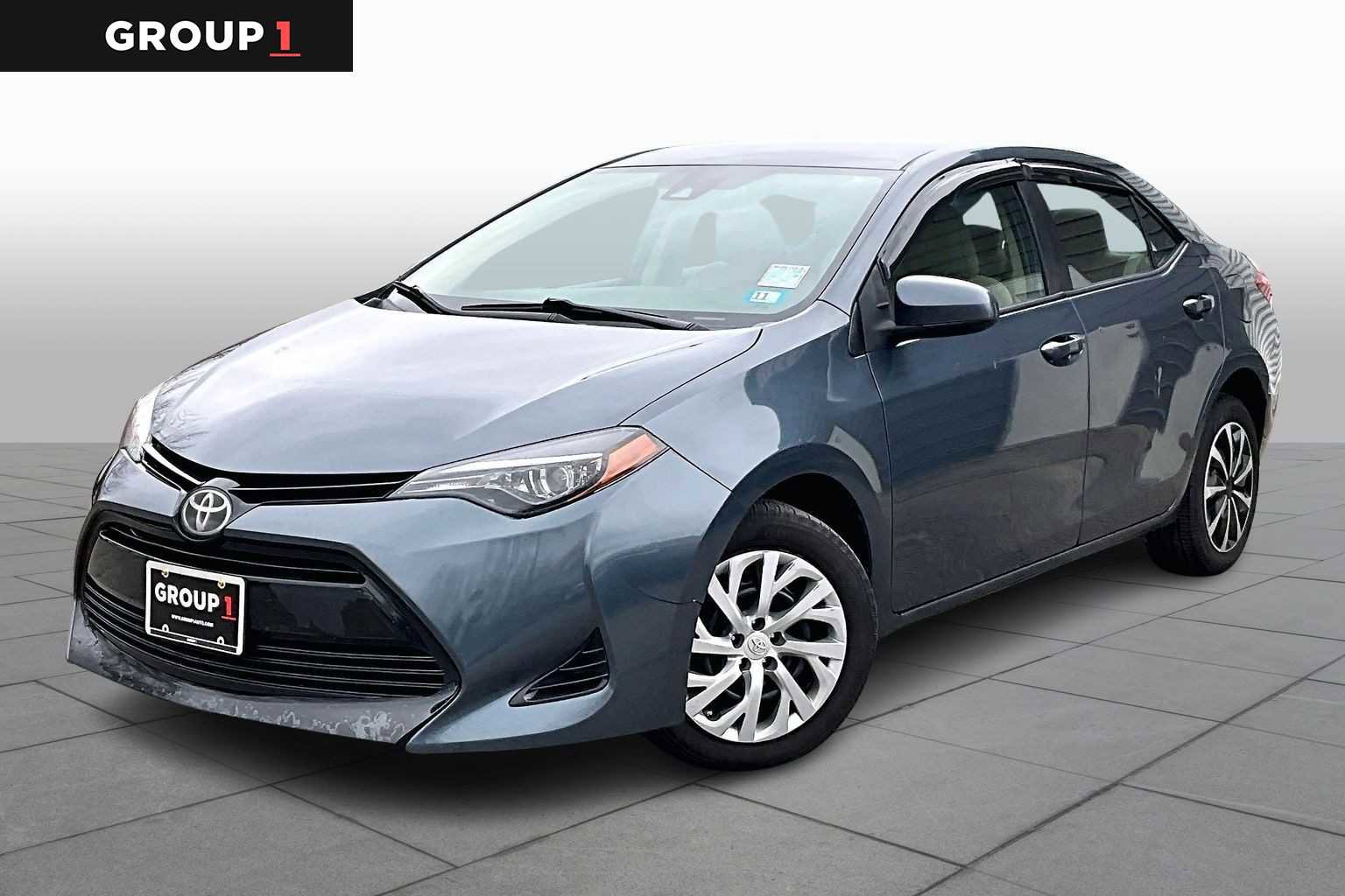 Used 2017 Toyota Corolla LE video 1