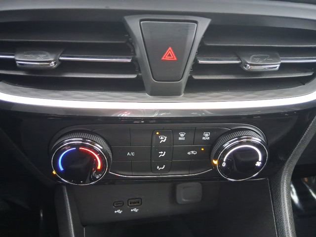 Used 2024 Buick Encore GX Sport Touring image 25