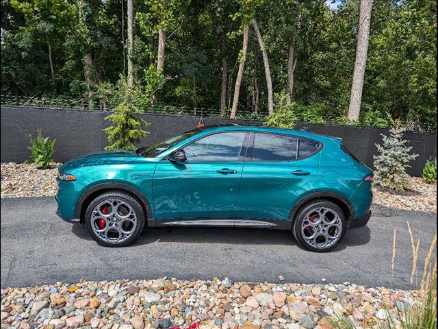 Used 2024 Alfa Romeo Tonale Veloce image 2